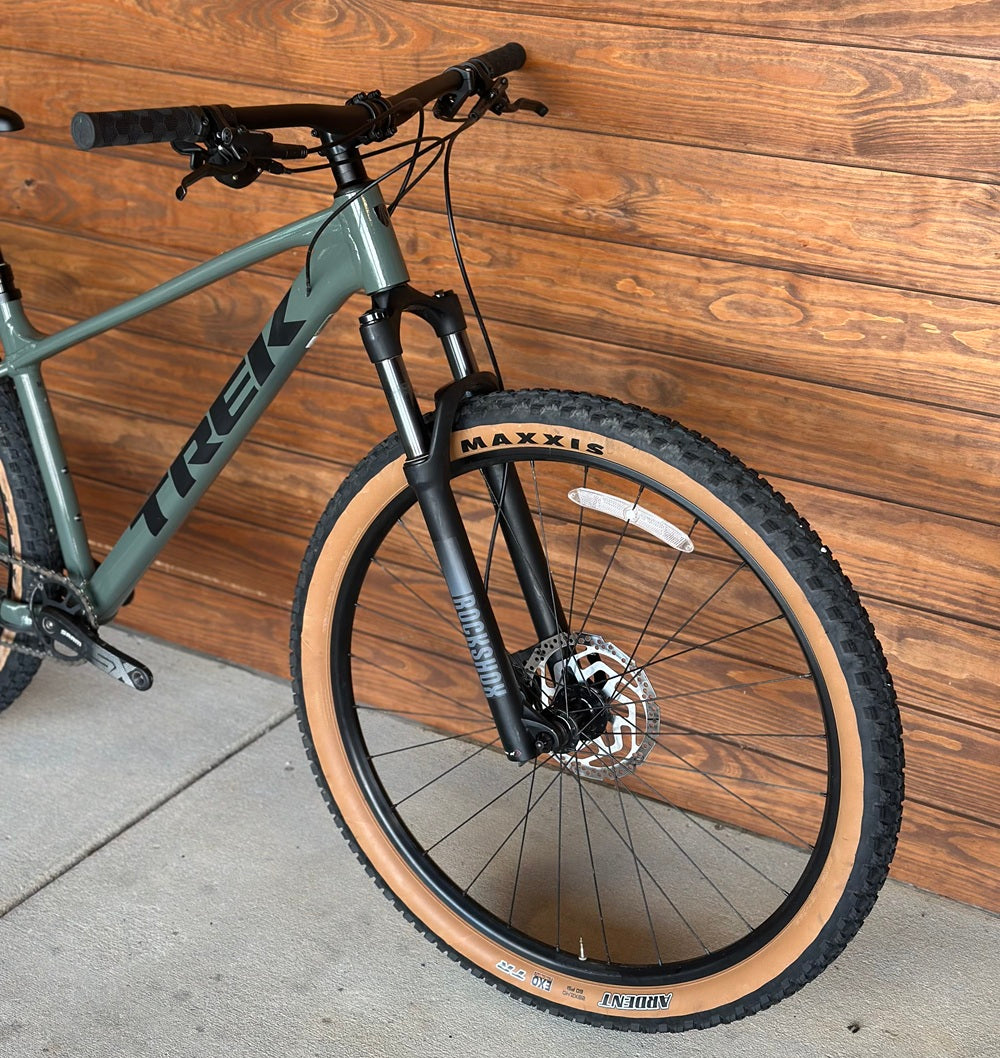 DEMO - 2025 Trek Marlin 7 Gen 3 - Medium #1 OM – Cahaba Cycles