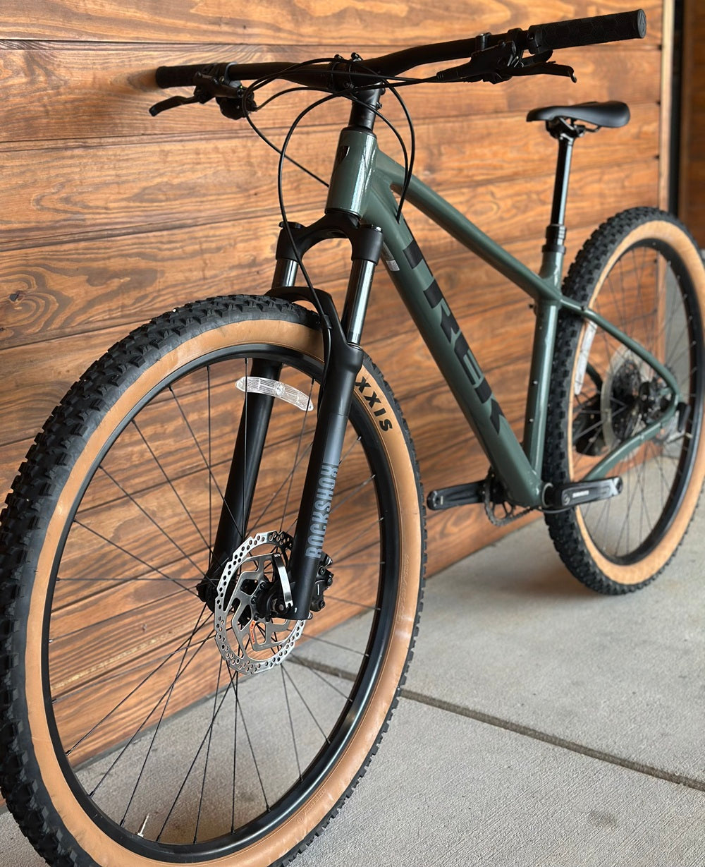 DEMO - 2025 Trek Marlin 7 Gen 3 - Medium #1 OM – Cahaba Cycles