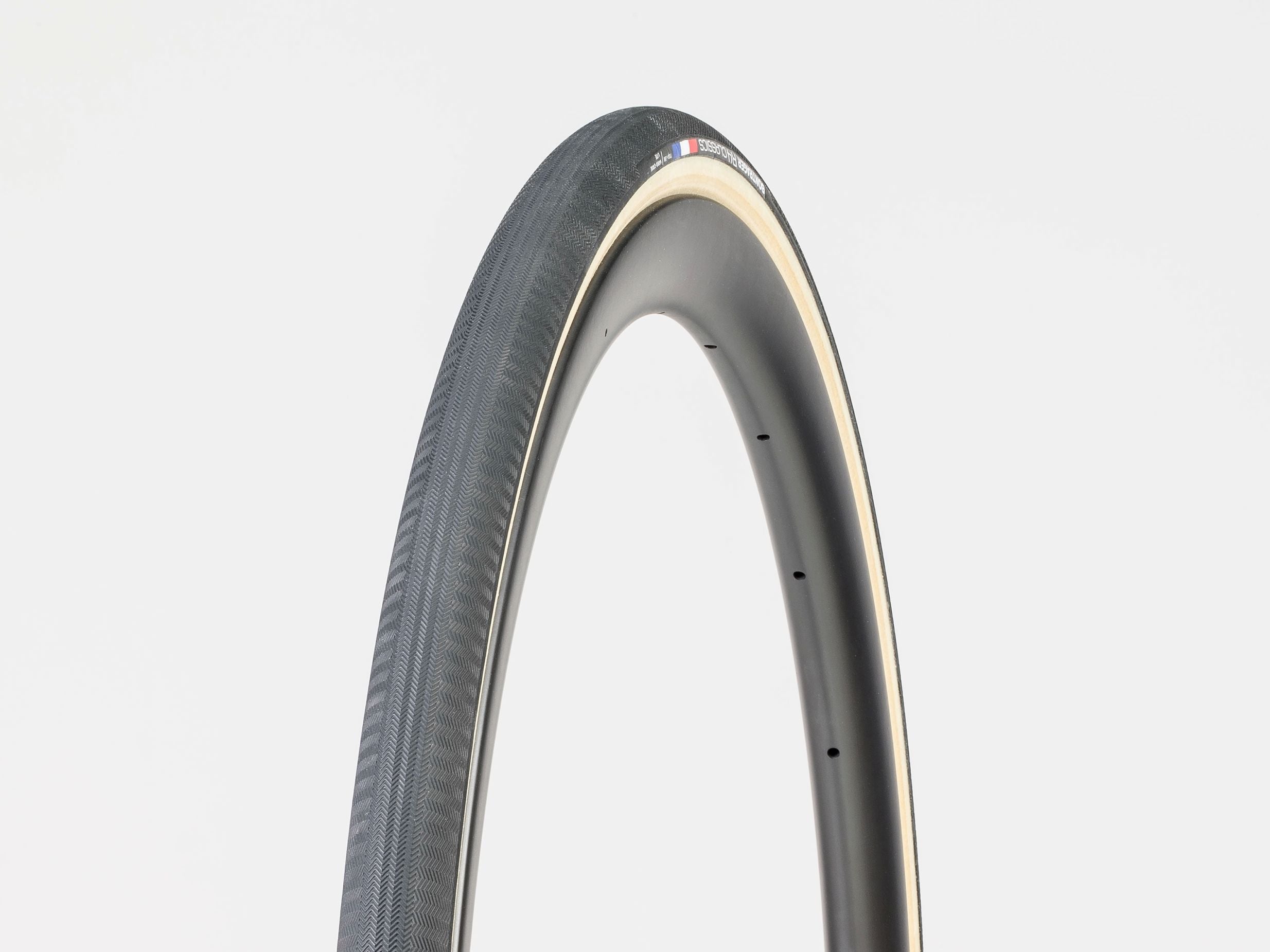 Tire Bontrager R4 Classics Handmade Clincher 700x28c