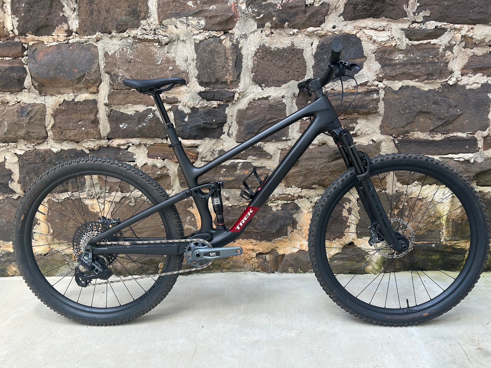 DEMO - 2025 Trek Top Fuel 9.8 GX AXS Gen 4 - XL - *only 150 Miles